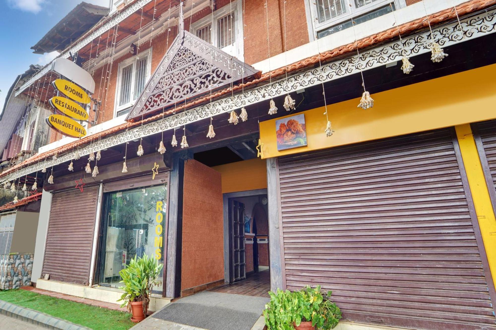 Super Collection O Calvathy Road Near Fort Kochi المظهر الخارجي الصورة